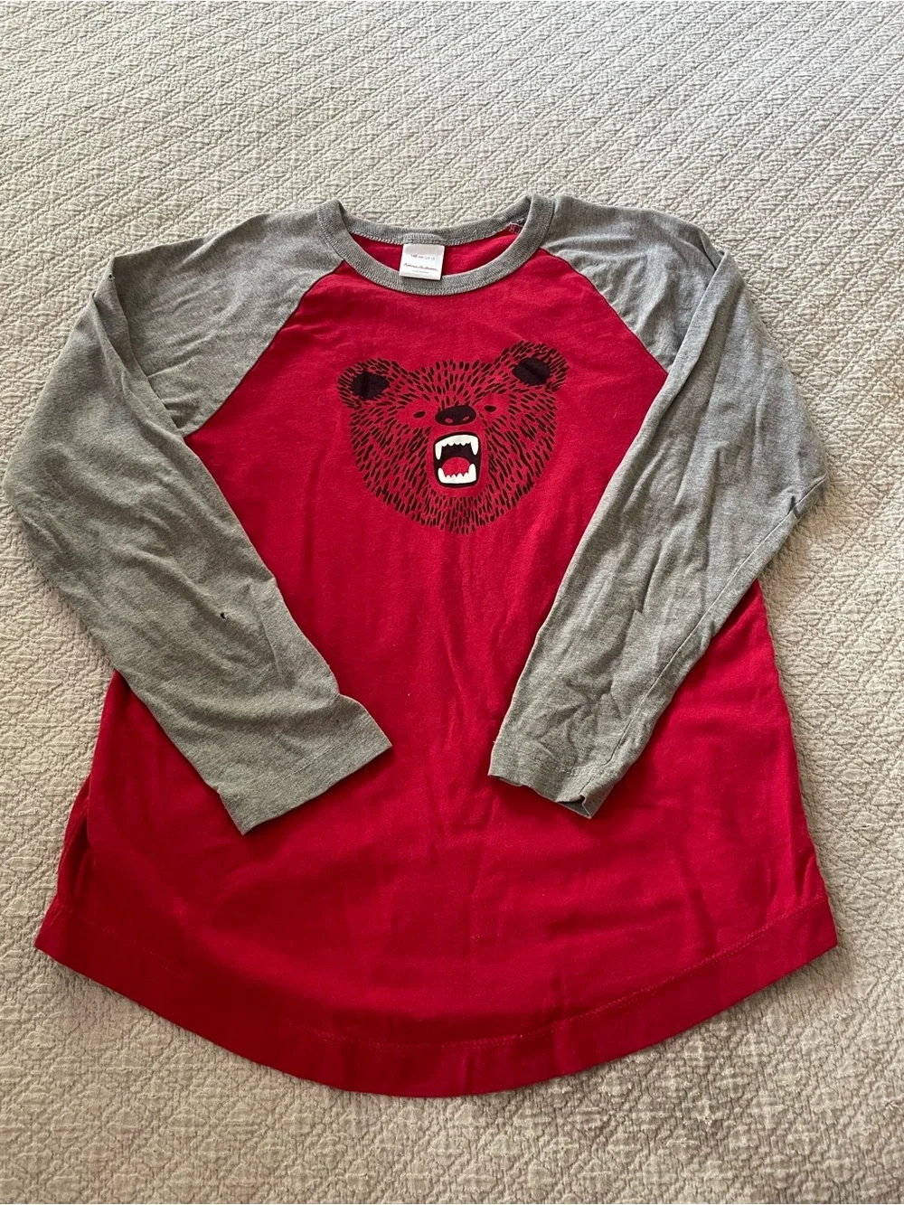 Hanna Andersson Red & Gray Bear Raglan Long Sleeve Top